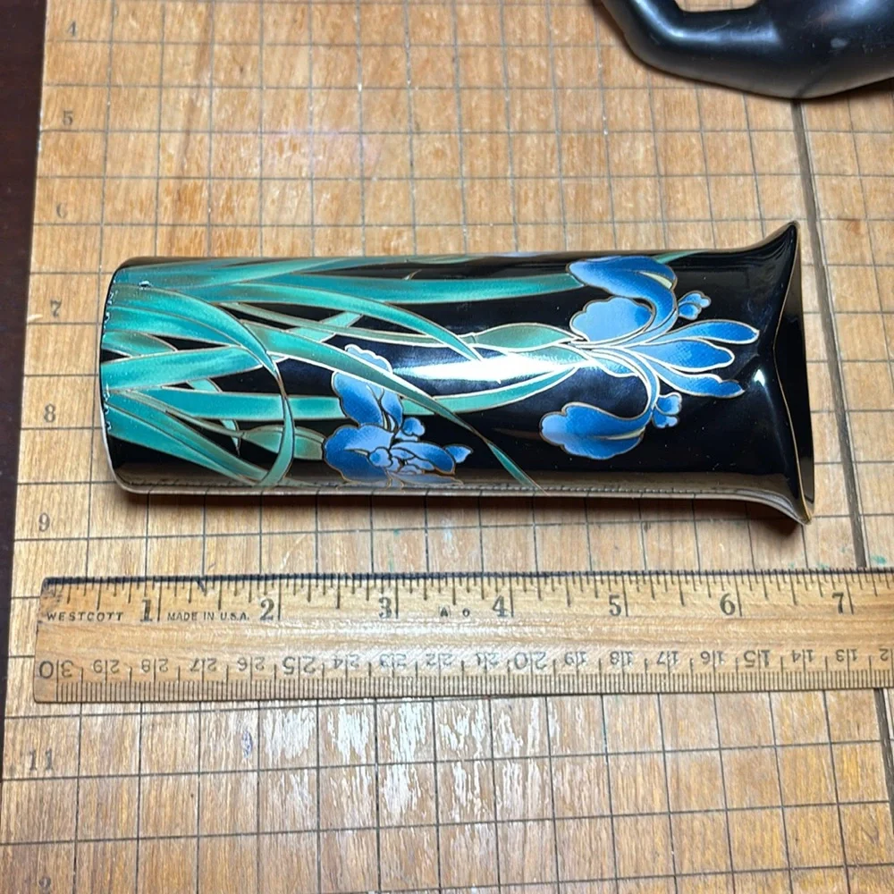 Black Onyx San Francisco Black Ceramic Vase w Blue Iris Design GUC 6”Hx2 5/8”D - Picture 12 of 17